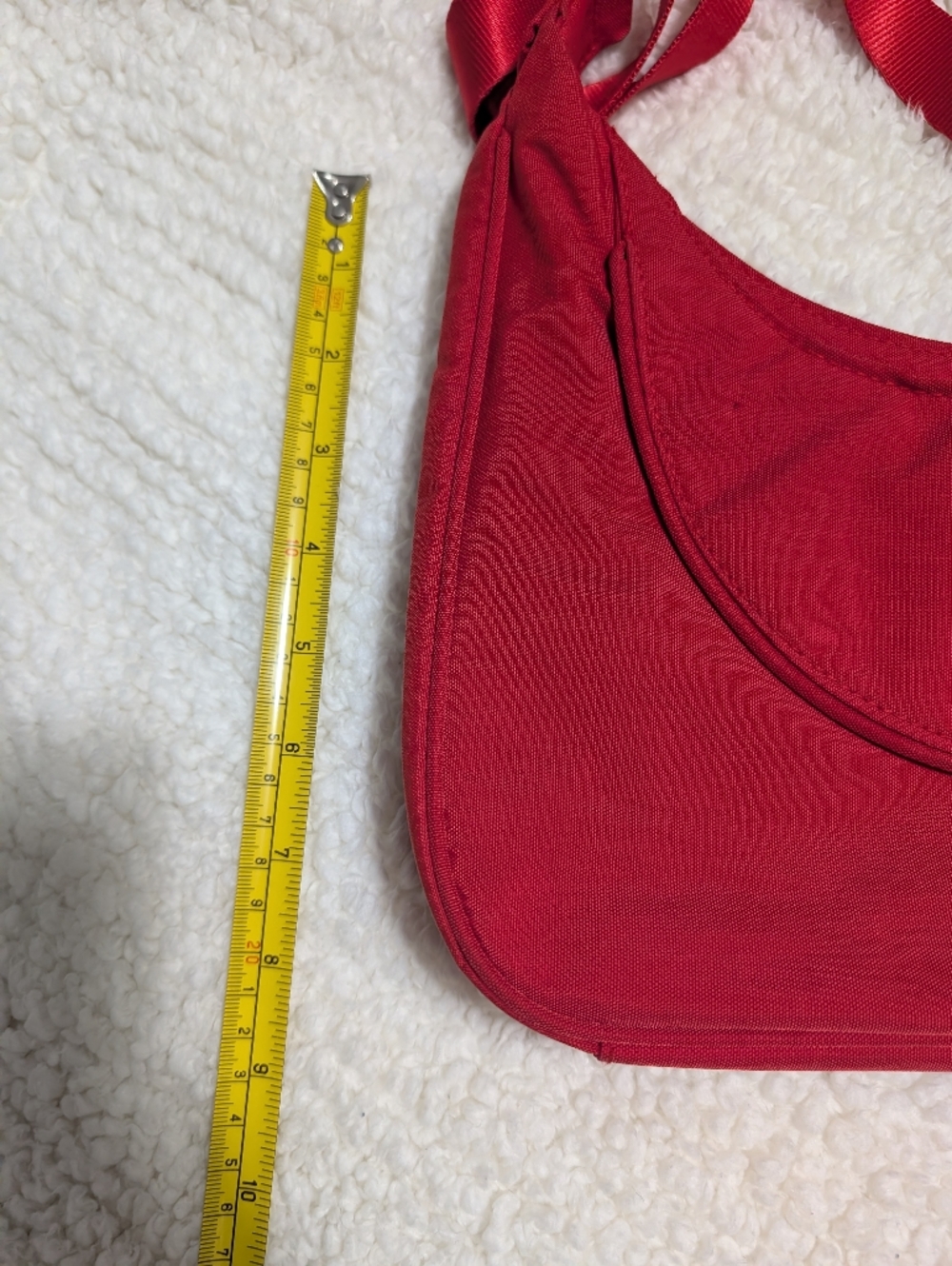Baggallini | True Red Crossbody Purse - Picture 3 of 8